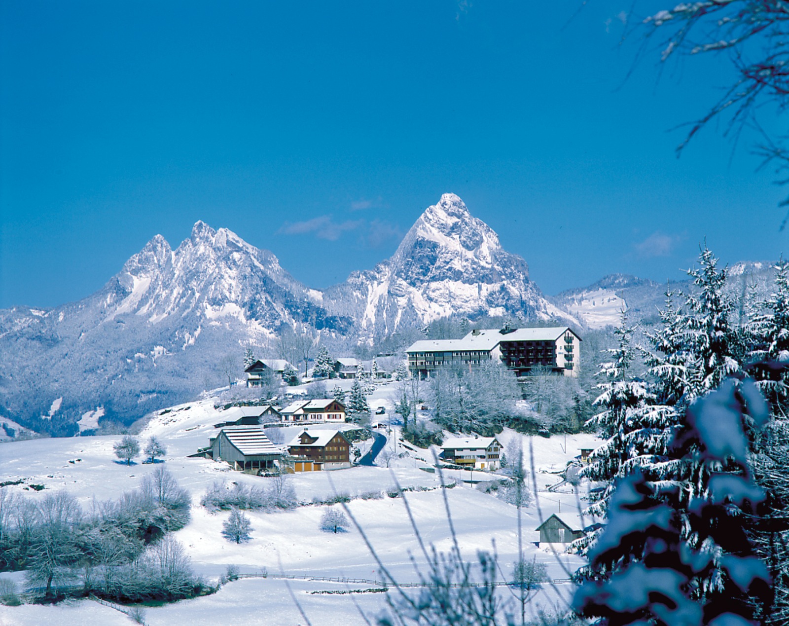 Seeblick-Hoehenhotel-Emmetten_Winter_3.jpg